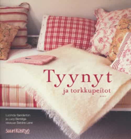 Tyynyt ja torkkupeitot