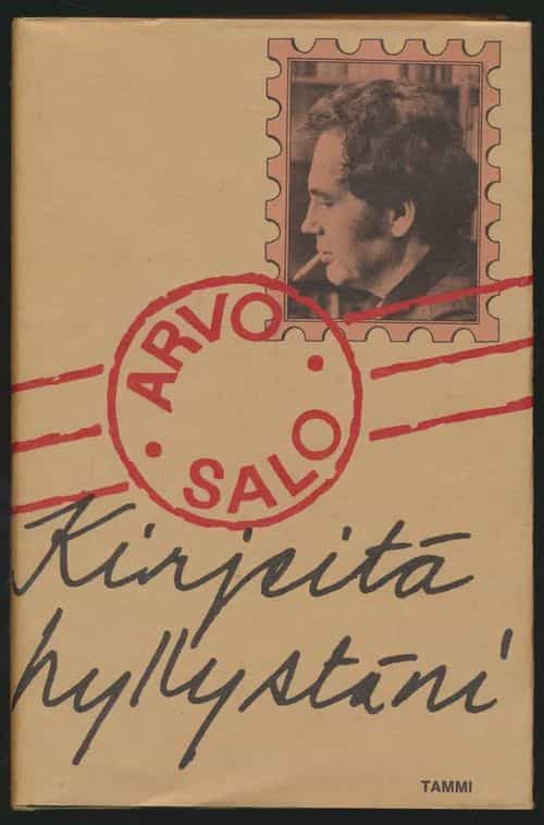 Kirjeitä hyllystäni