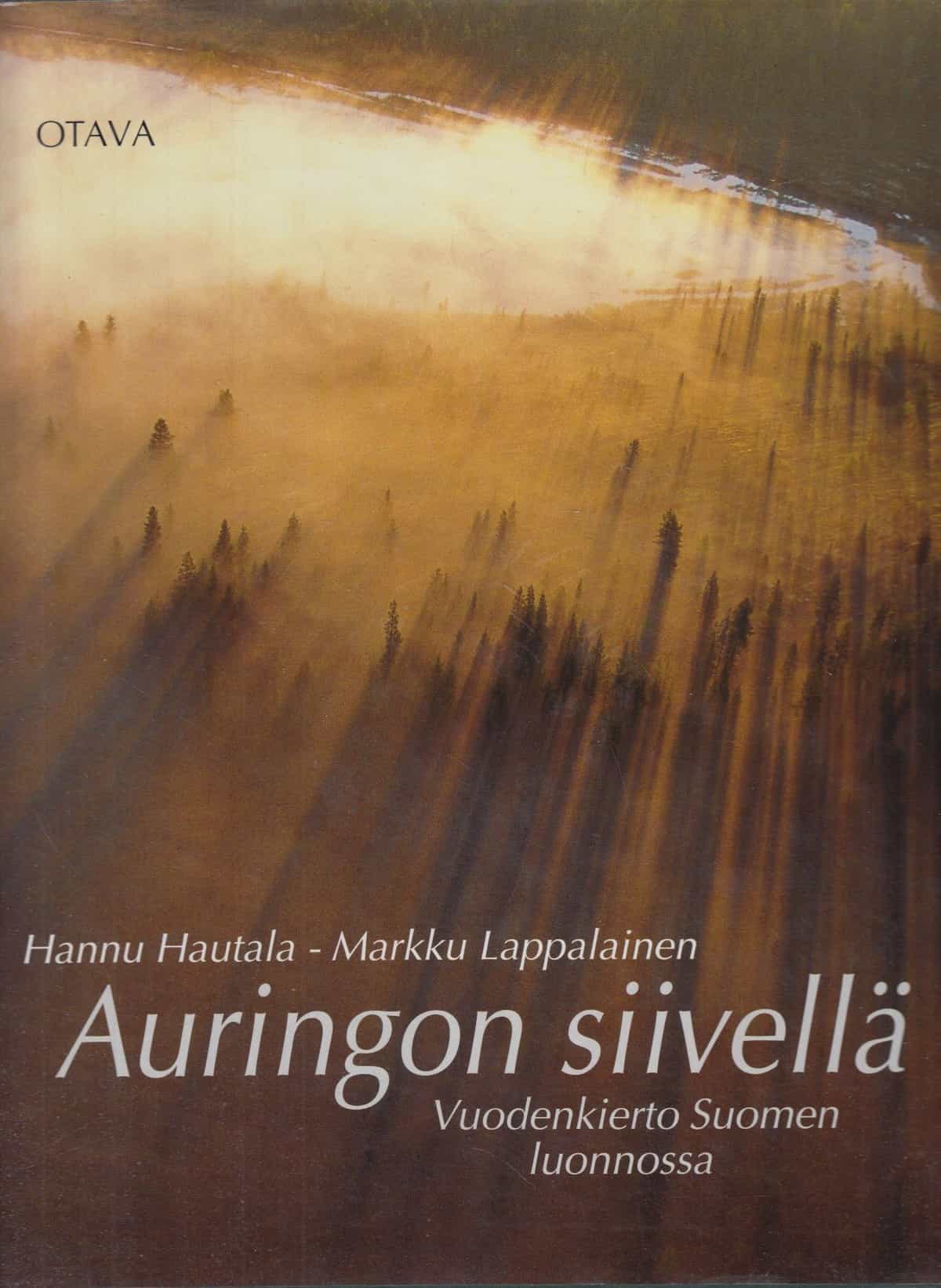 Auringon siivellä : vuodenkierto Suomen luonnossa
