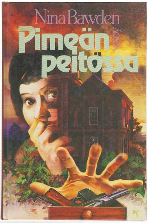 Pimeän peitossa